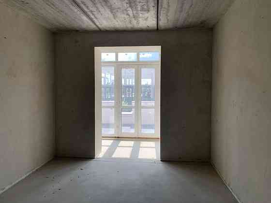 2 кімнатна квартира з величезною терасою в зданому будинку. Центр Бучі Буча