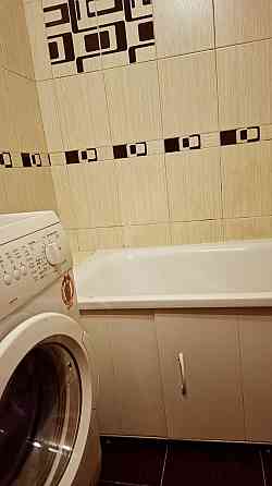 Продам 3-к квартиру с холлом, 5 мкр., Лагуна Кам`янське (Запорізька обл.)