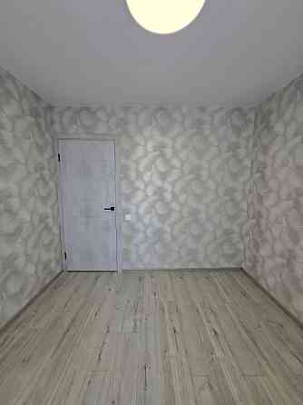 Продам 3-комнатную квартиру 10мкр левый берег.V Кам`янське (Запорізька обл.)