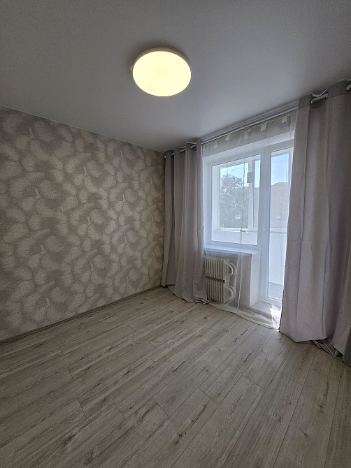 Продам 3-комнатную квартиру 10мкр левый берег.V Кам`янське (Запорізька обл.) - зображення 1