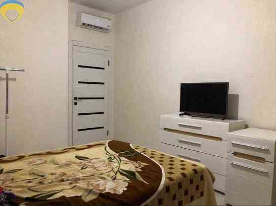 Продам 3-кімнатну квартиру в ЖК «Омега» площа Толбухіна! Одесса