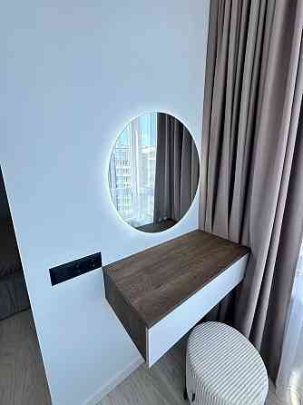 3 кімнатна квартира з кухнею-вітальнею біля озера. Ивано-Франковск