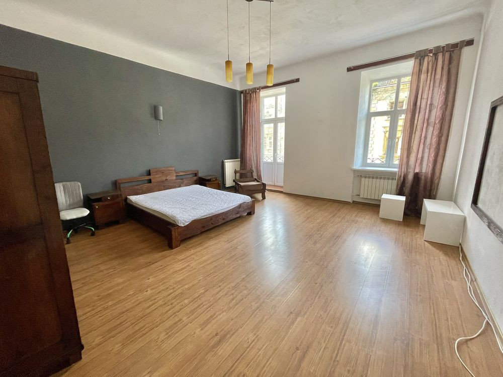 Продаж  1 кімнатної квартири в центрі, можна перепланувати в 2 кім кв Львов - изображение 1