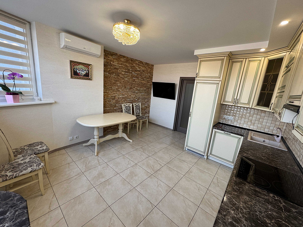 Продаж дизайнерської 3-х кімнатної квартири 100 м2 Боярка Круг Боярка - зображення 2