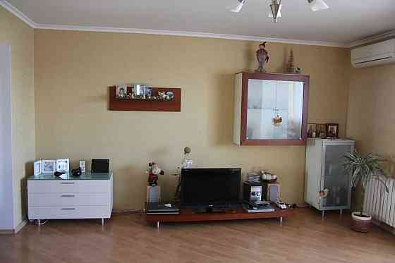 Сдам СВОЮ 3 комн. кв., Левитана/Королева Одеса