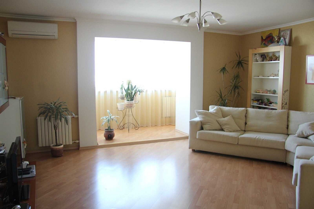 Сдам СВОЮ 3 комн. кв., Левитана/Королева Одеса - зображення 1