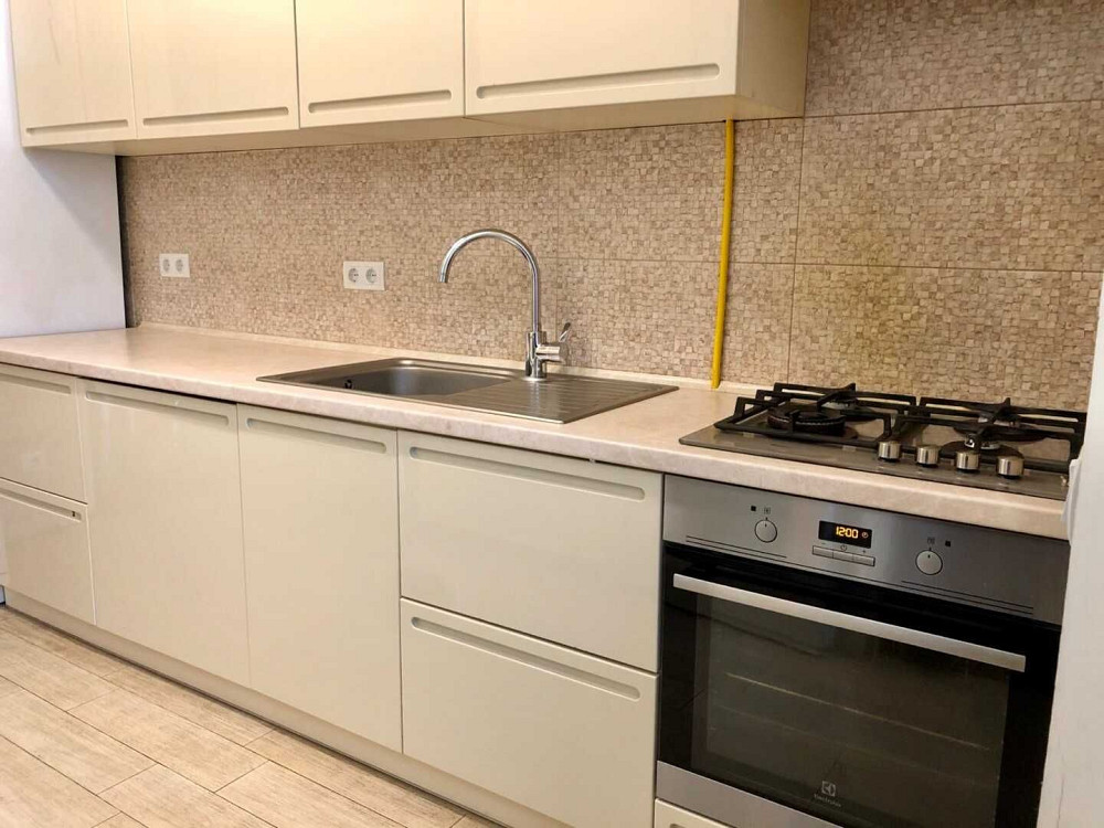 Оренда 2-кімнатної квартири на вул. К.Левицького Львів - зображення 2