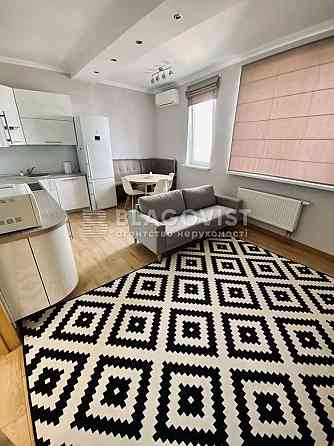 3-кімн. оренда, Шевченківський р-н, вул. С.Руданського, 3а Киев