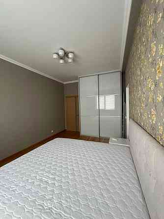 3-кімн. оренда, Шевченківський р-н, вул. С.Руданського, 3а Киев