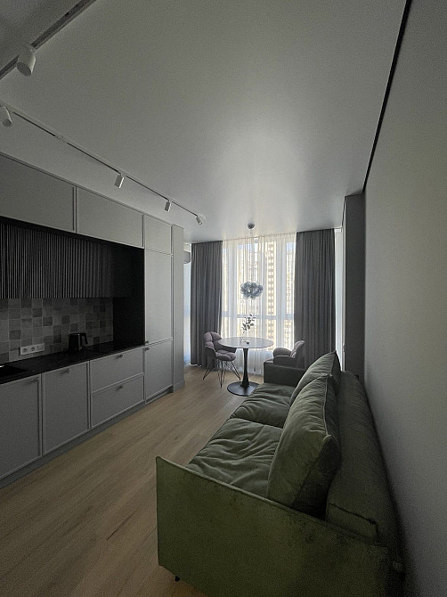 Оренда стильної однокімнатної квартири ЖК Лебединий Киев - изображение 2