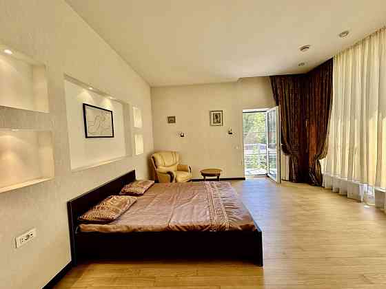 Аренда трехкомнатной квартиры. Одесса. ЖК-Велмакс. Парк Шевченко Одеса