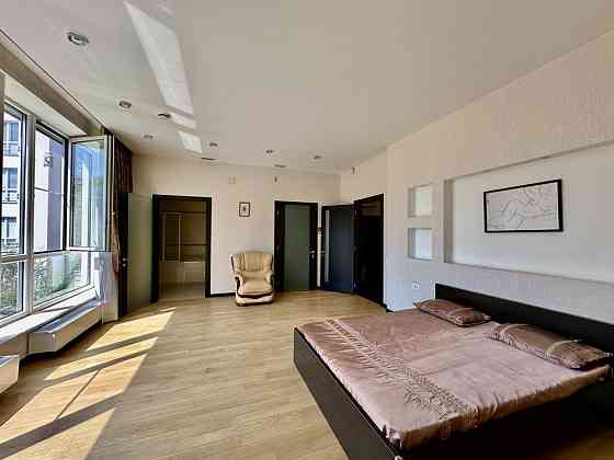 Аренда трехкомнатной квартиры. Одесса. ЖК-Велмакс. Парк Шевченко Одеса