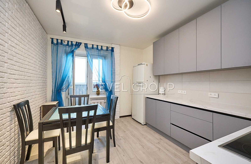 Продаж 2-кімнатної квартири з ремонтом Ревуцького 5 Харківська Київ - зображення 4