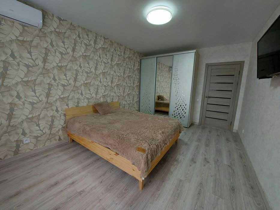 Здається 1-кімнатна квартира на Героїв Полку Азов. Киев - изображение 1