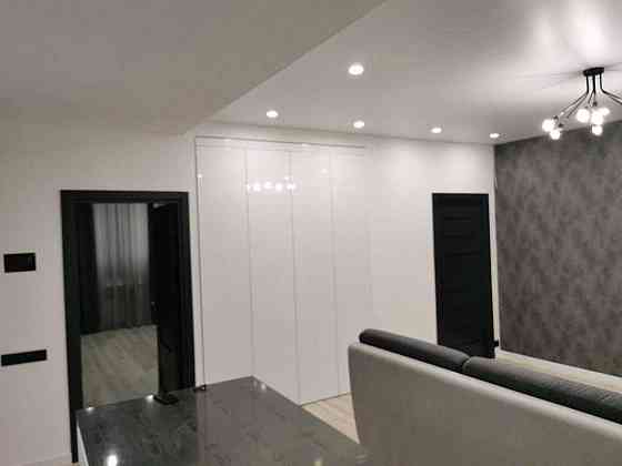 Сдается Люкс квартира в Центре города. Славянск