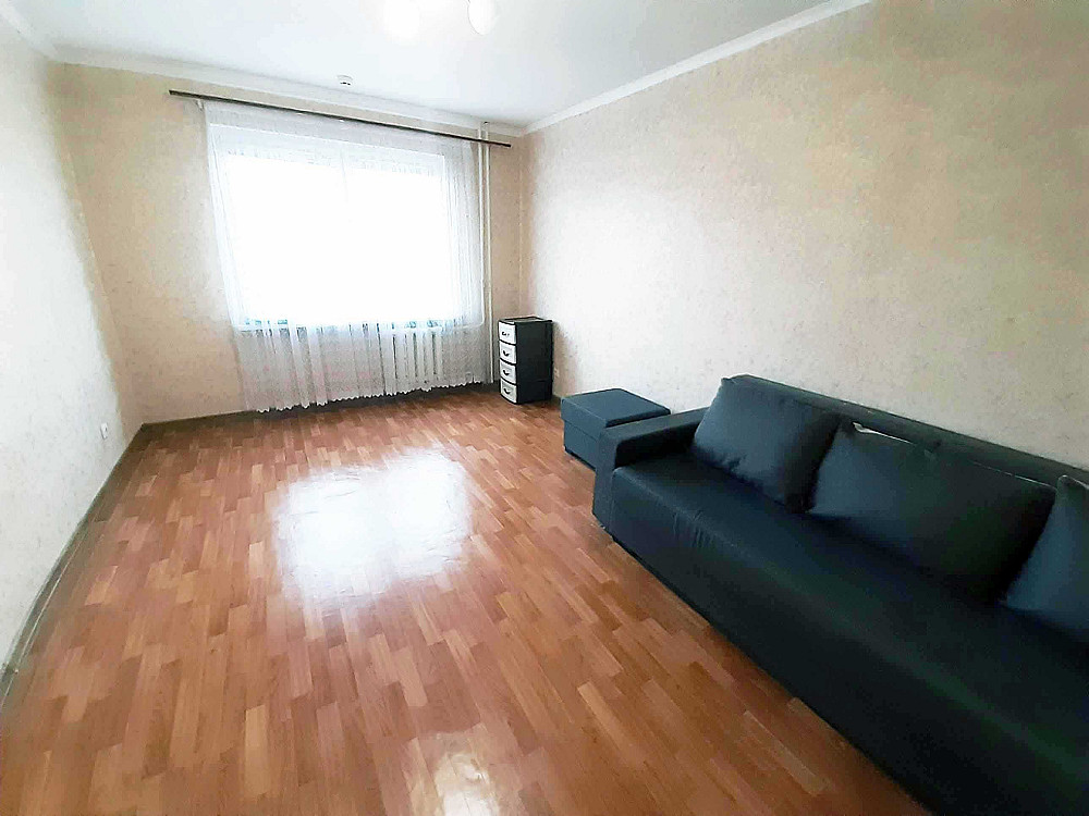 Аренда 1к квартиры 50 м2, ул. Ахматовой 28, метро Позняки, Осокорки Киев - изображение 1