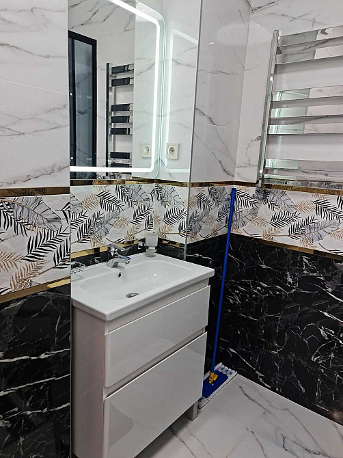 М.Берестейська-2 хв,Берестейський пр-т. 2Кімнати.Вбуд.меблі.Євроремонт Киев - изображение 8