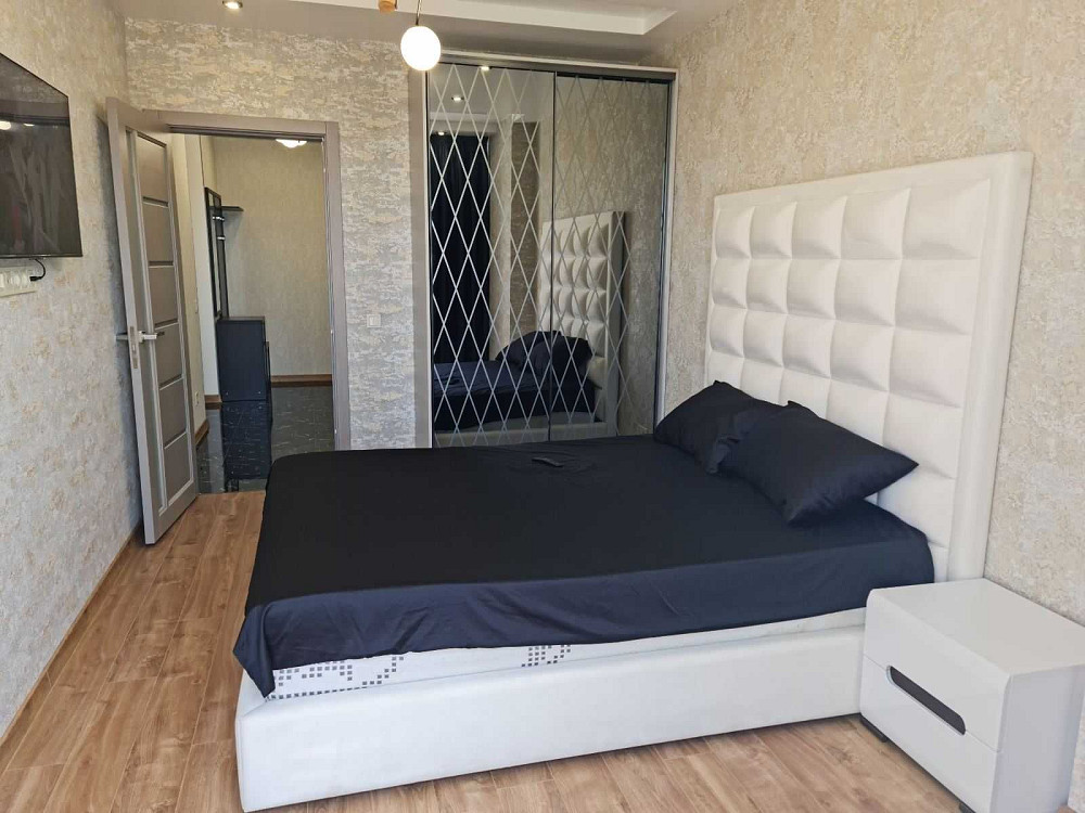 М.Берестейська-2 хв,Берестейський пр-т. 2Кімнати.Вбуд.меблі.Євроремонт Киев - изображение 1