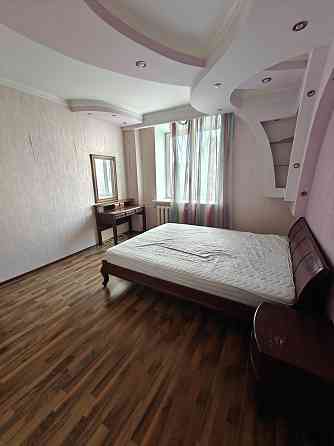 Здам в оренду 2к квартиру на Стешенків 3. Строкача. Киев