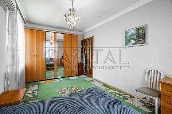 Продаж 5к квартири на вул. Михайла Бойчука, 2/34 Печерський район Київ