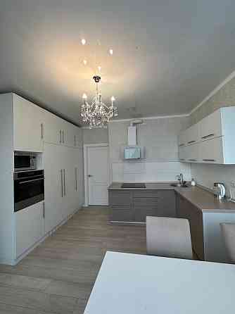 Простора 3-к квартира просп. Петра Григоренка 20 Київ