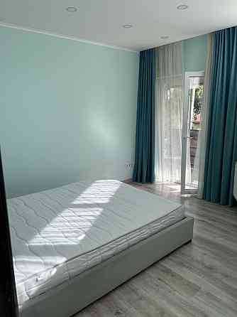 Продаж просторої двокімнатної квартири+кухня студія Львов