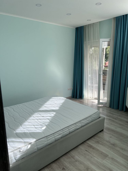 Продаж просторої двокімнатної квартири+кухня студія Львів - зображення 2