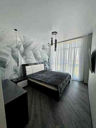 Эксклюзив. Продам стильную квартиру 3-спальни и кухня-студия. 4 Сезона Одесса