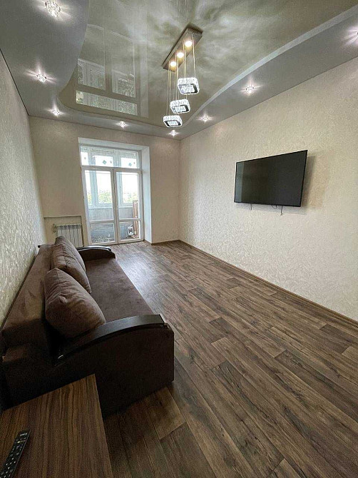 Продам 2к.сталинку,евроремонт ж\б лифт 7\8 м.пл.Восстания (403932) Харьков - изображение 1