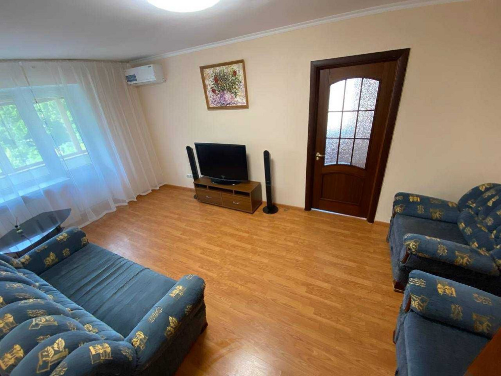 Здається 2х кімн.кв. вул.Дегтярівська 11, метро Лук`янівська 5хв Киев - изображение 1