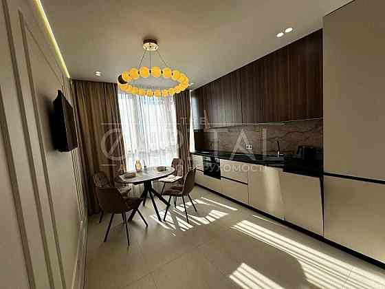 Оренда / Квартира / просп. Степана Бандери, Рибальський острів, Київ Киев