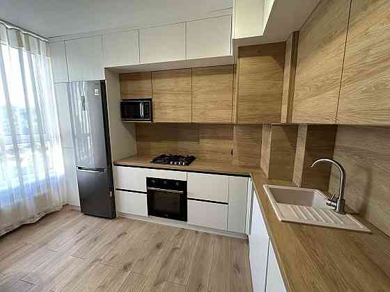 Дизайнерська 3-кімнатна в Синергії 3+ з меблями та технікою Ирпень