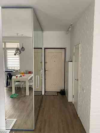 Стильна студія в Rich Town — заїжджай і живи, як давно мріяв Буча