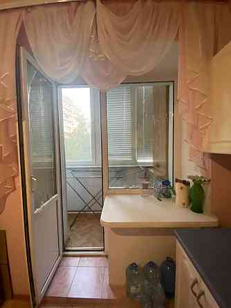 Продам 2 комнатную в Аббо невысокий этаж Чорноморськ