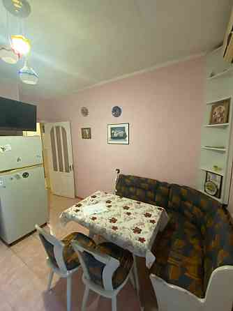 Продам 2 комнатную в Аббо невысокий этаж Чорноморськ