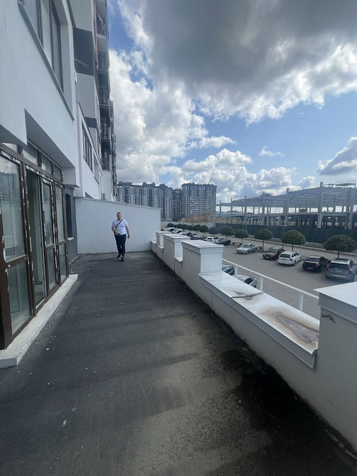 Велика 2к квартира з терасою біля ТЦ. Зданий будинок. Газ Буча - зображення 2