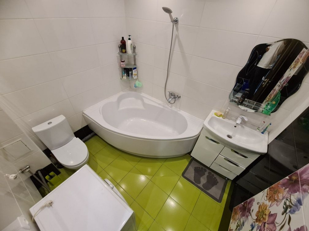 Продаю 3х комнатную квартиру Ингульский район. ЮТЗ. улица Театральная. Николаев - изображение 2