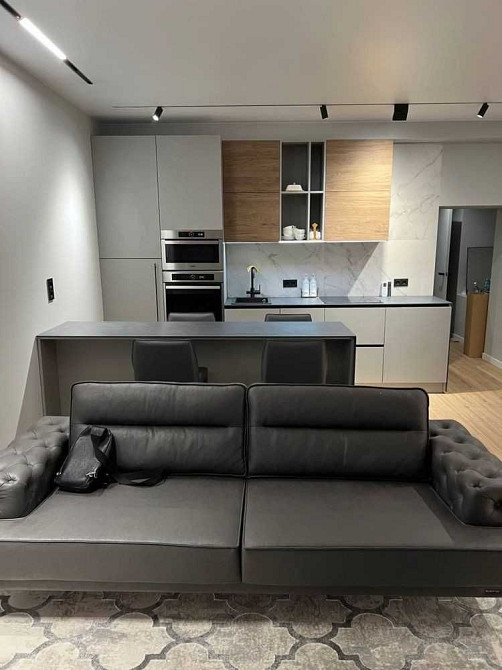 Оренда квартири в центрі на пл. Ринок Львів - зображення 1