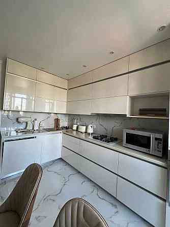 Оренда 3 кімнатної гарної квартири новобуд 2 балкони Стрийська Львов