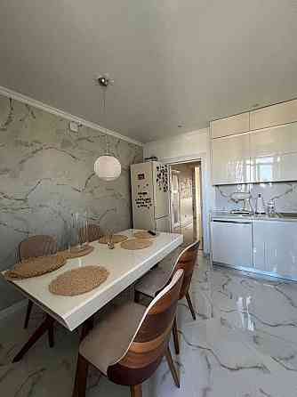 Оренда 3 кімнатної гарної квартири новобуд 2 балкони Стрийська Львов