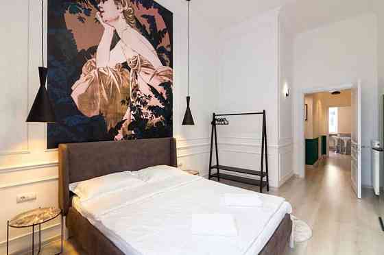 Оренда 3-кім. квартири в центрі на вул. Личаківська Львов