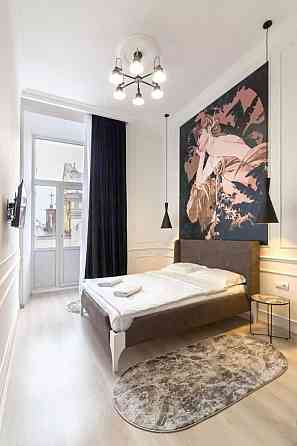 Оренда 3-кім. квартири в центрі на вул. Личаківська Львов