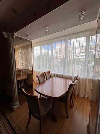 Оренда просторої  зручної новобудови 3кім в центрі міста. Хмельницький