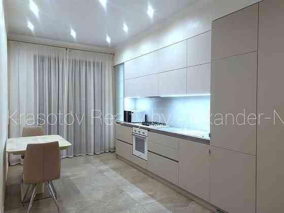 Азарова / Французский: сдам квартиру в престижном доме «Граф» у моря! Одеса