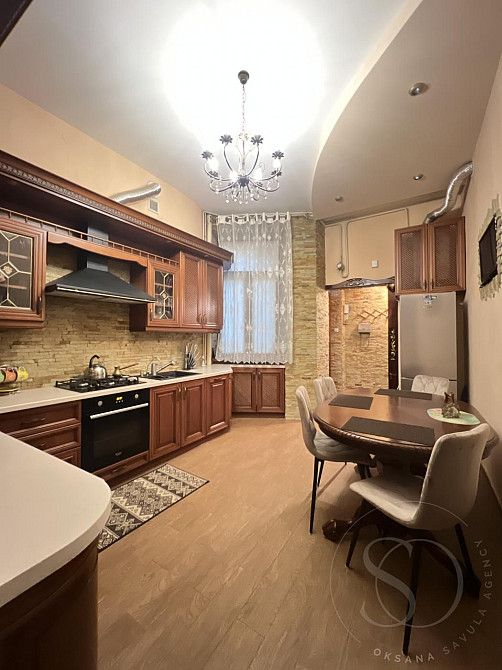 Оренда квартири 3-и кімнати. Центр, площа ринок, оперний театр Львів - зображення 4