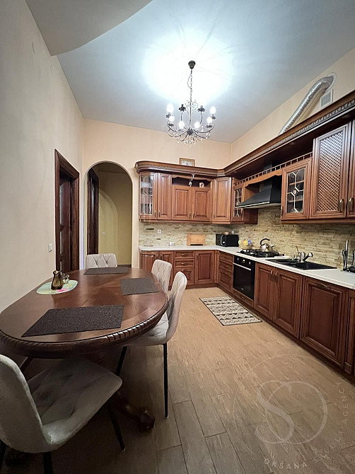 Оренда квартири 3-и кімнати. Центр, площа ринок, оперний театр Львів - зображення 3