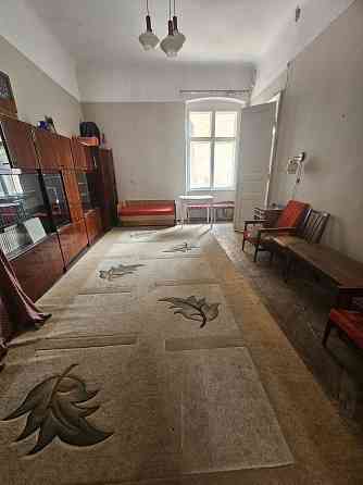 ПРОДАЖ  квартири  центр  ЧЕРНІВЦІ Чернівці