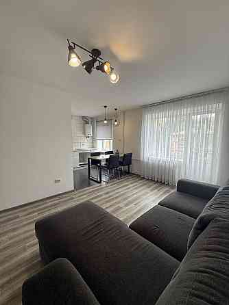 ЦЕНТР! ПЛОЩА! 2-х кімнатна квартира Чернигов