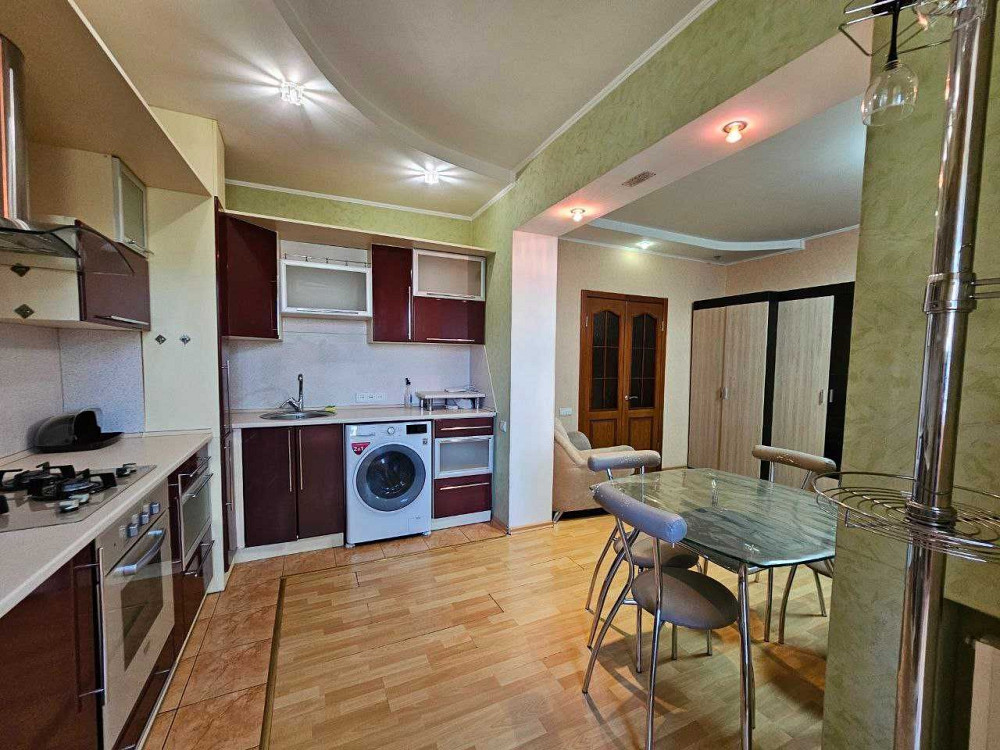 Четырехкомнатная квартира на Индустриальном, ул. Саласюка Кривой Рог - изображение 4