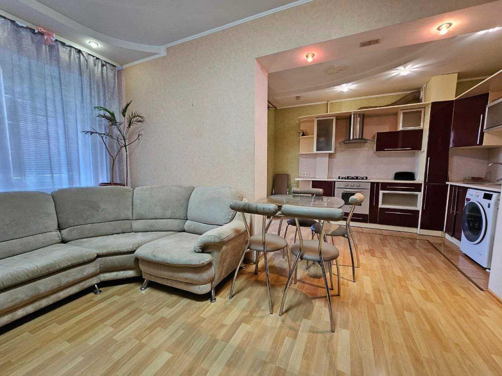 Четырехкомнатная квартира на Индустриальном, ул. Саласюка Кривой Рог - изображение 1